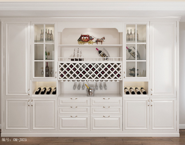 Wine cabinet